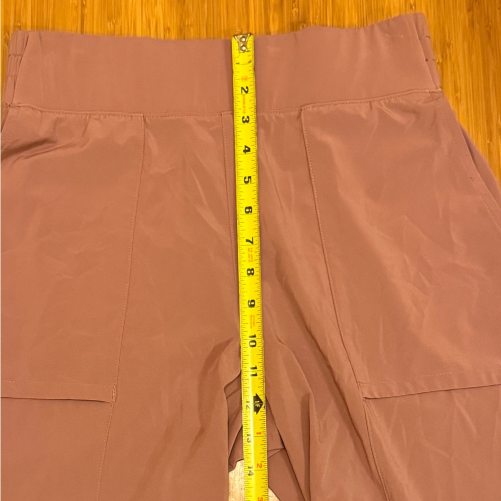 Columbia Women's Boundless Beauty™ Wide Capris II Mauve - Picture 9 of 10